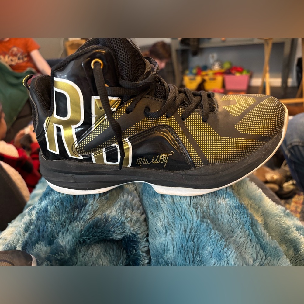 High top basketball sneakers